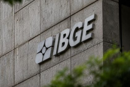 IBGE e Independência Estatística: O Que Está em Jogo na Ação do PL no STF
