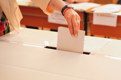 Marco legal da IA continua parado na Câmara: entenda os impasses que travam a votação