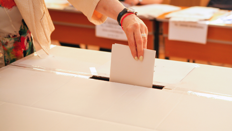 Marco legal da IA continua parado na Câmara: entenda os impasses que travam a votação